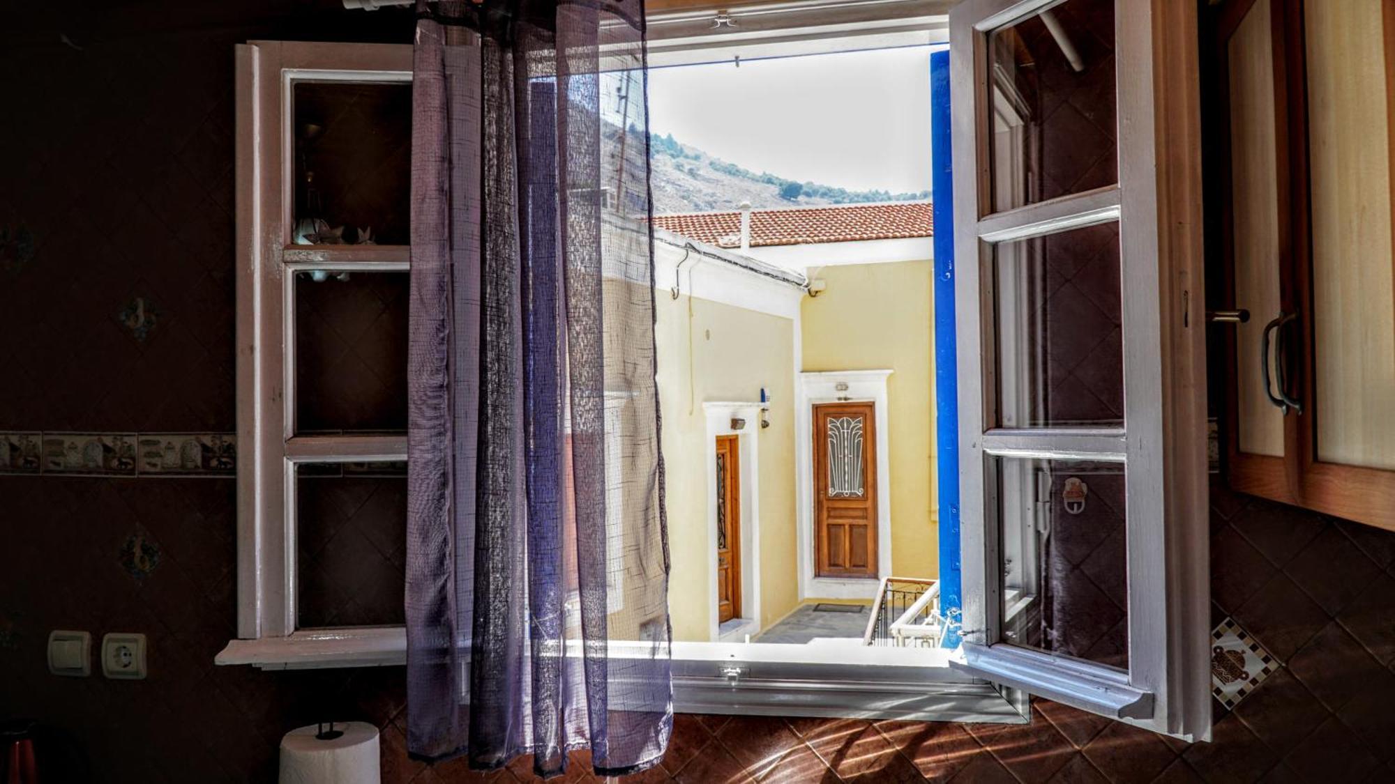 Appartamento Duchess House Sými Esterno foto